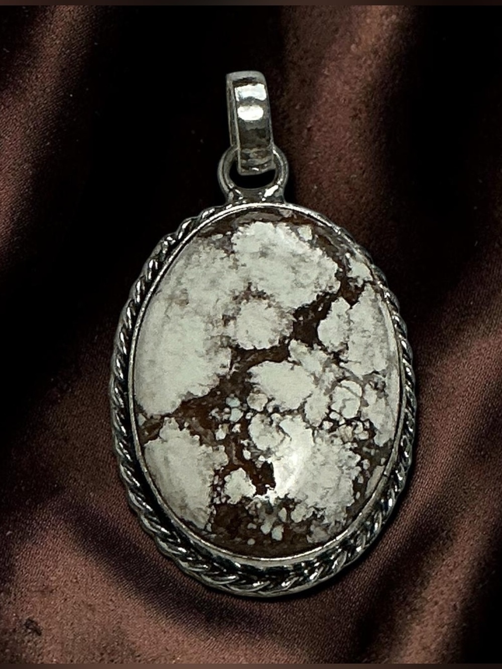 NWT Southwestern Wild Horse Magnesite Stone Oval Pendant